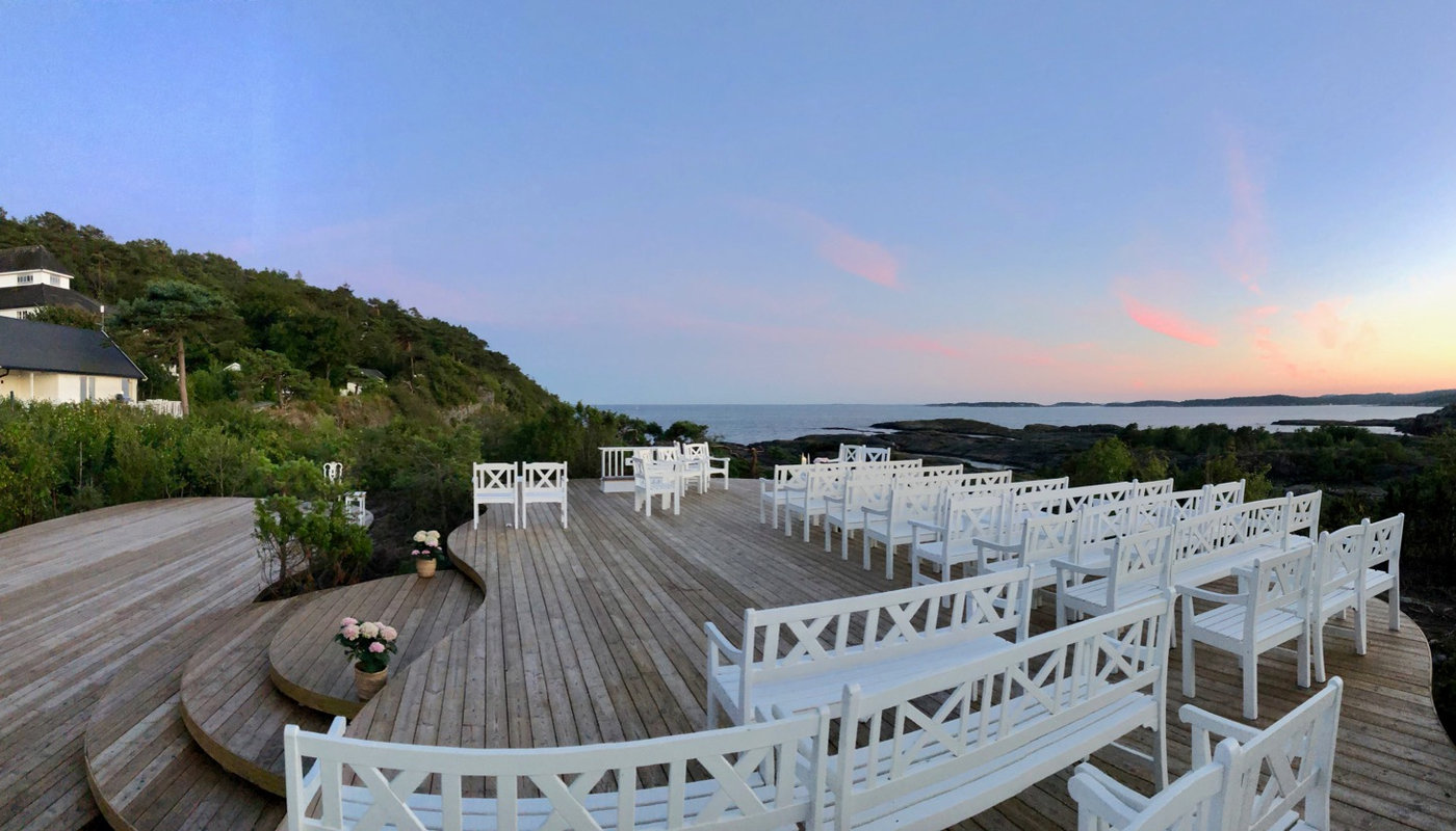 The ocean terrace where the Langesund Bad estate meets the sea